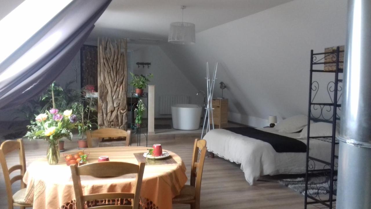 La Martre Bed and Breakfast Saint-Sylvestre-de-Cormeilles Buitenkant foto